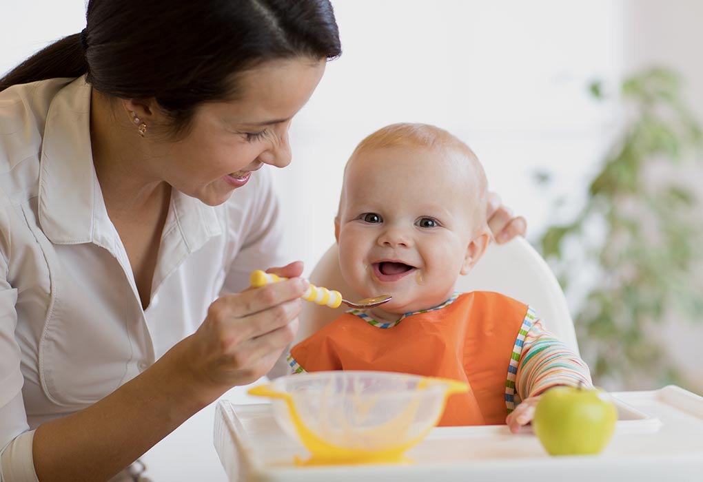 Best Pediatrician in Faridabad explains What to do when your child refuses to try new foods while weaning